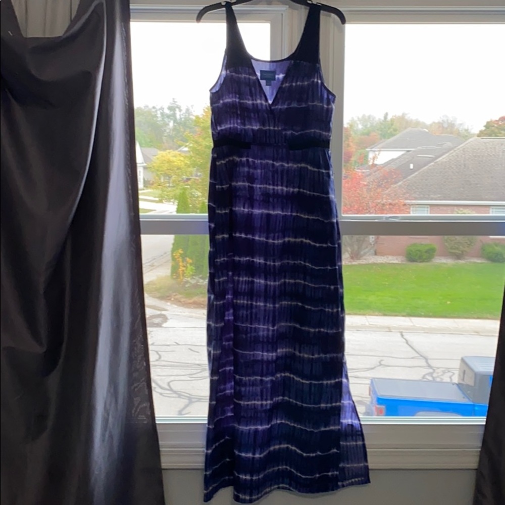 SimplyVera long dress